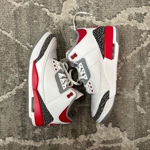 Jordan Mens Air Jordan 3 Retro Fire Red
